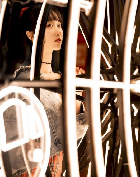 欧美人成精自视频品线一区_全集免费成事在人免费观看