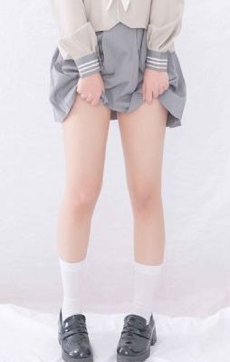 年轻漂亮的妺妺中文字幕版电影_免费点播免费观看视频