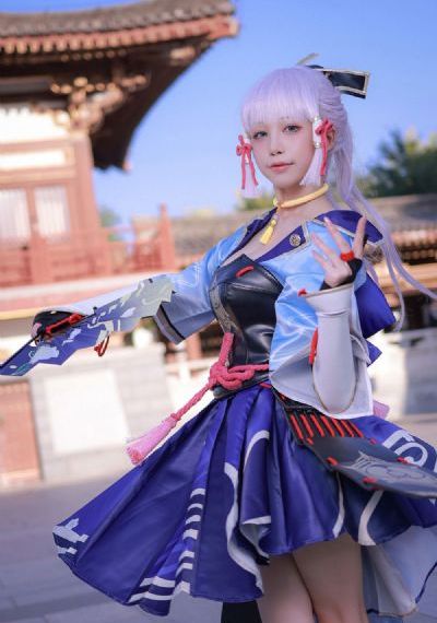 他吻住她的两腿中间_手机影院独家试爱免费观看视频