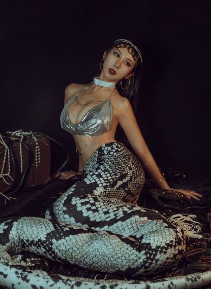 日韩中文元码AV在线_1280高清版免费手机在线看观看