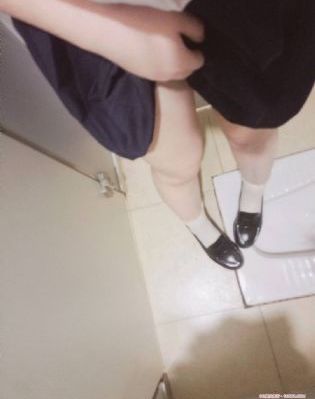 日韩人妻无码免费毛片_迅雷免费在线手机观看