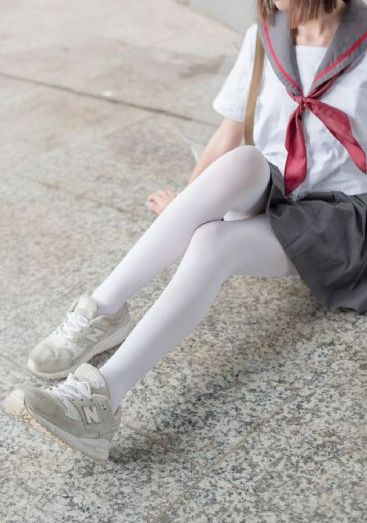 粉嫩初中女学生_原创视频手机免费观看完整