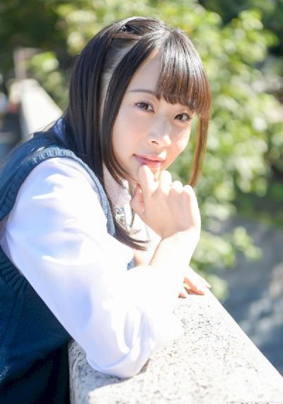 在00后的小情人家操她_HD中字成长在线视频免费观看